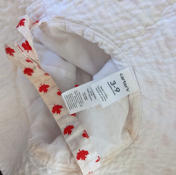 White and red maple leaf Canadian sun hat - Picture 2 of 2